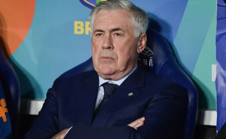 Seleção Brasileira em xeque: incertezas no elenco a seis meses da Copa do Mundo Seleção Brasileira em xeque: incertezas no elenco a seis meses da Copa do Mundo