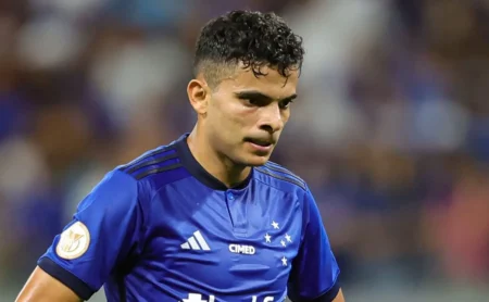 Situação de Bruno Rodrigues é exposta pelo Palmeiras e transferência depende do Cruzeiro