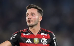 Situação médica de Saúl é atualizada no Flamengo: evolução não garante retorno imediato