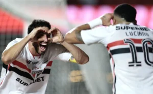 São Paulo acumula cinco jogos sem perder e ultrapassa 80% de aproveitamento