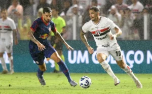 São Paulo busca vantagem contra o RB Bragantino em confronto decisivo do Paulistão