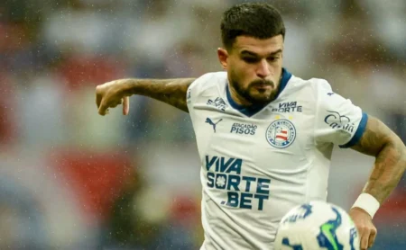 São Paulo contrata Cauly por empréstimo; meia reduz salário para jogar no Morumbi