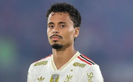 São Paulo monitora situação de Allan, com interesse do Vasco.