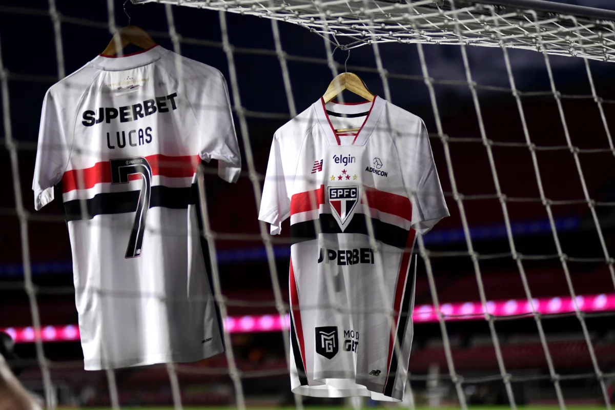 São Paulo negocia patrocínio avançado.