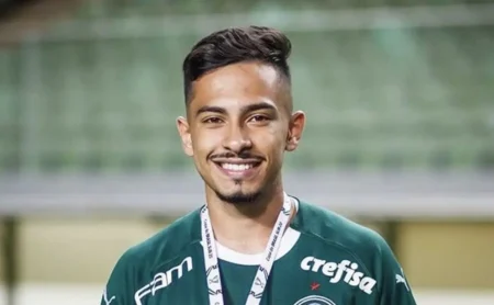 São Paulo observa Alan do Moreirense, ex-Palmeiras, e avalia opção para a camisa 10 enquanto define o futuro de Pedro Ferreira