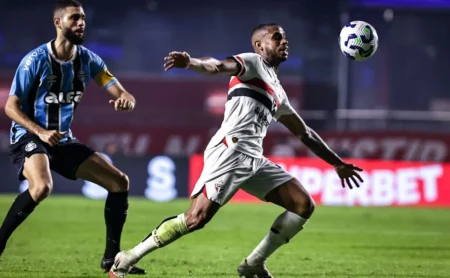 São Paulo recebe o Grêmio no Morumbi em busca de invencibilidade de 13 anos
