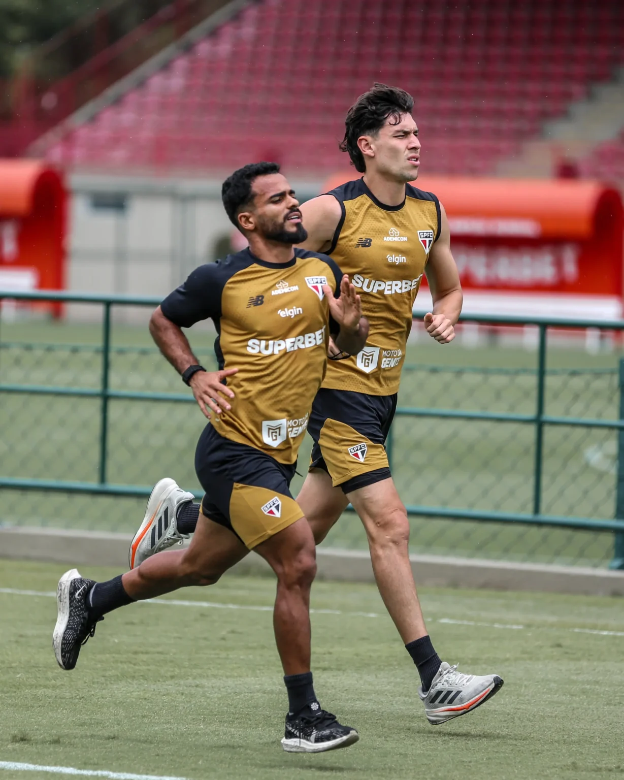 São Paulo: Retorno do trio define escalação para o Choque-Rei