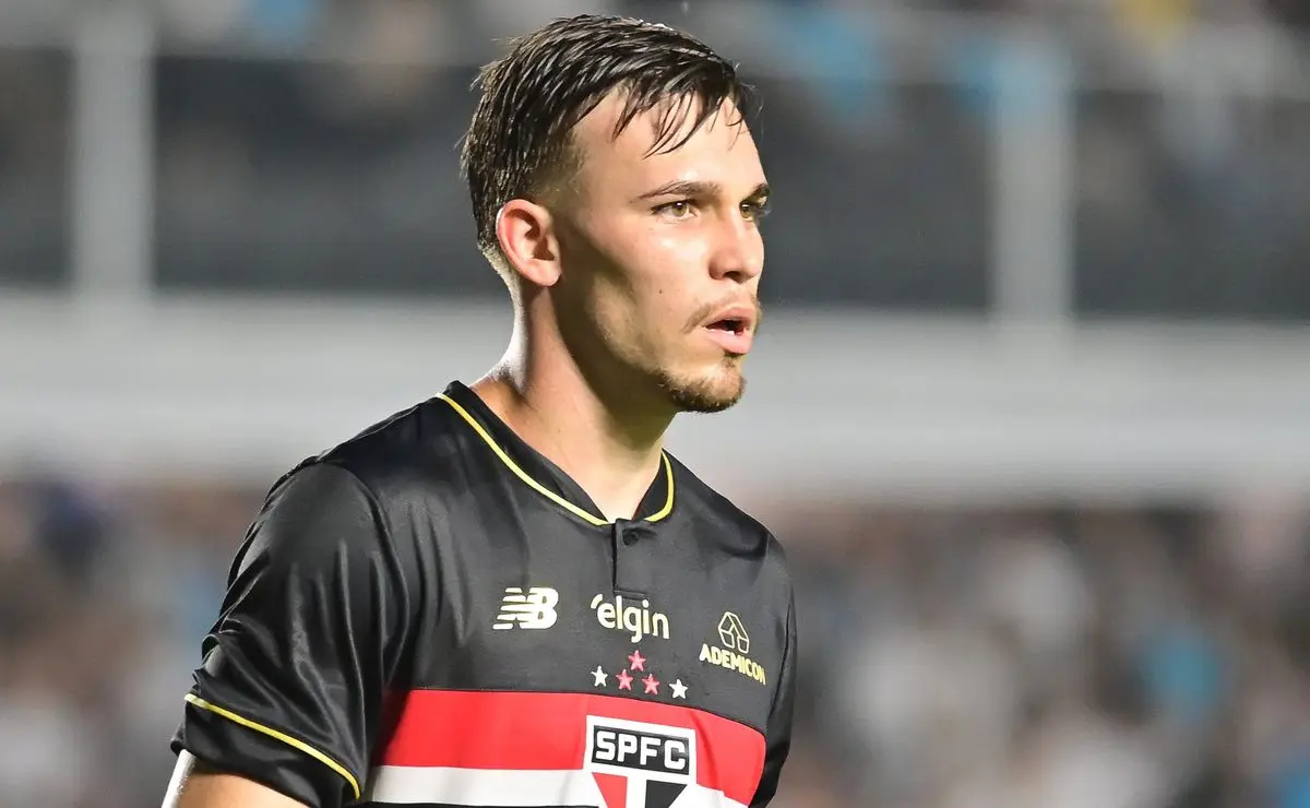 São Paulo renova contrato com Negrucci até 2030 e evita oferta italiana São Paulo renova contrato com Negrucci até 2030 e evita oferta italiana