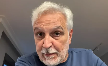 Sormani critica Vojvoda após eliminação do Santos e pede mudança urgente: “Trabalho lamentável” Sormani critica Vojvoda após eliminação do Santos e pede mudança urgente: “Trabalho lamentável”