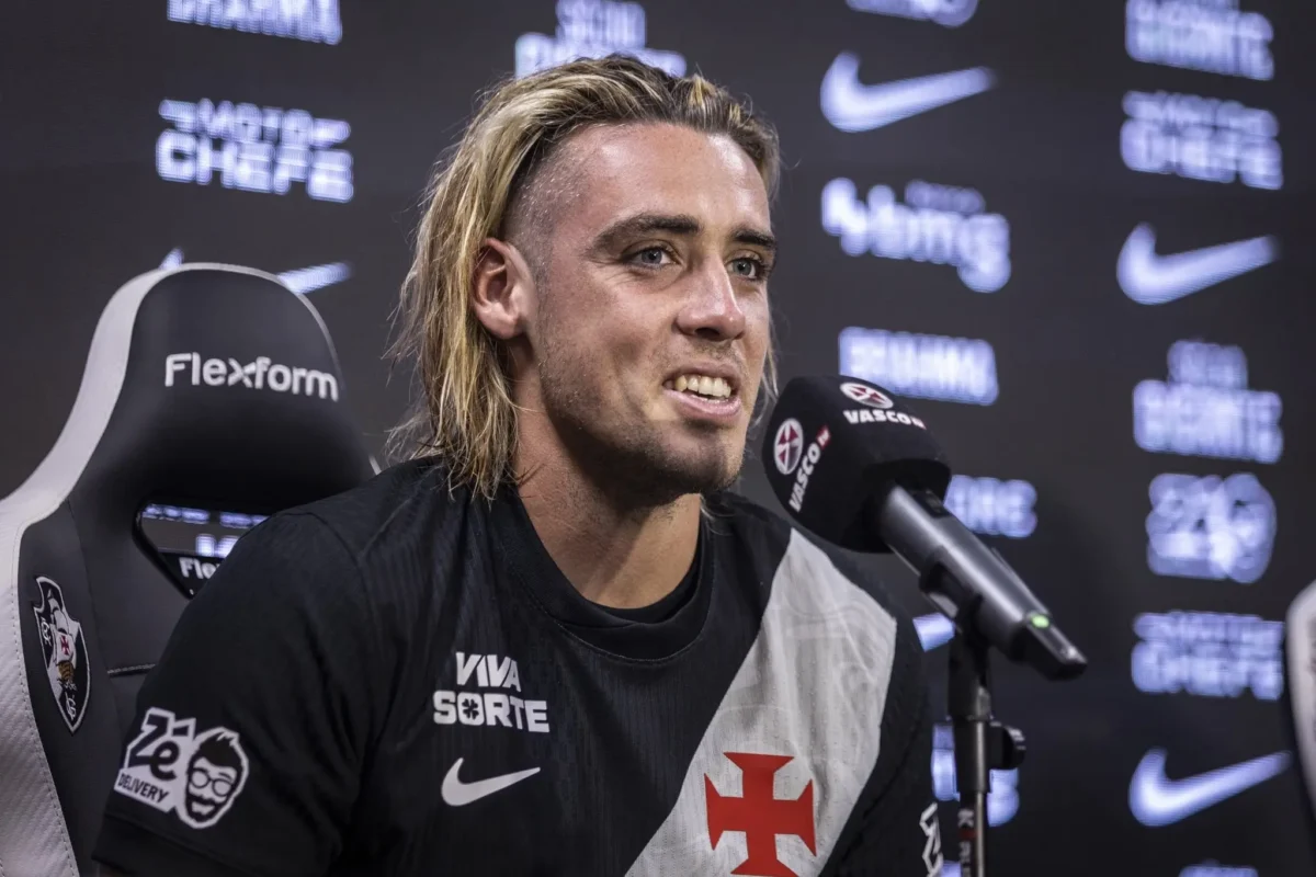 Spinelli regularizado no BID e disponível para Vasco x Bahia