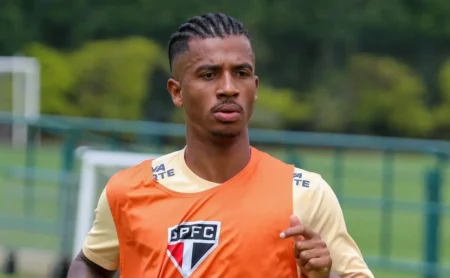 Staff de Marcos Antônio informa ao Flamengo sobre interesse europeu e clube busca prioridade na compra