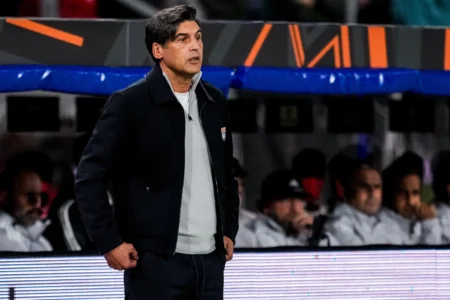 Técnico do Lyon critica Infantino e Trump: "Priorizam interesses econômicos em detrimento do povo"