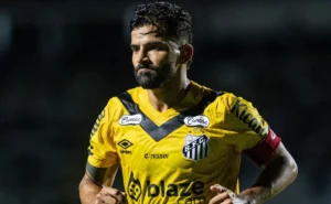 Transfer ban não impede saídas, mas Santos mantém João Basso e Tomás Rincón no elenco