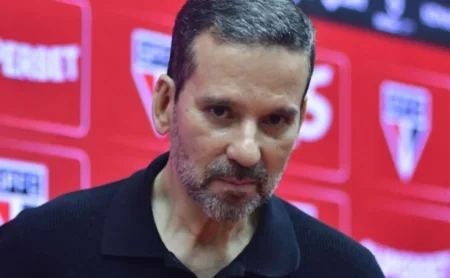 Áudio vazado revela crise no São Paulo e Olten Ayres se defende em entrevista exclusiva