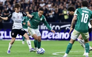 Vampeta aponta favoritismo do Corinthians no Dérbi pelo Paulistão