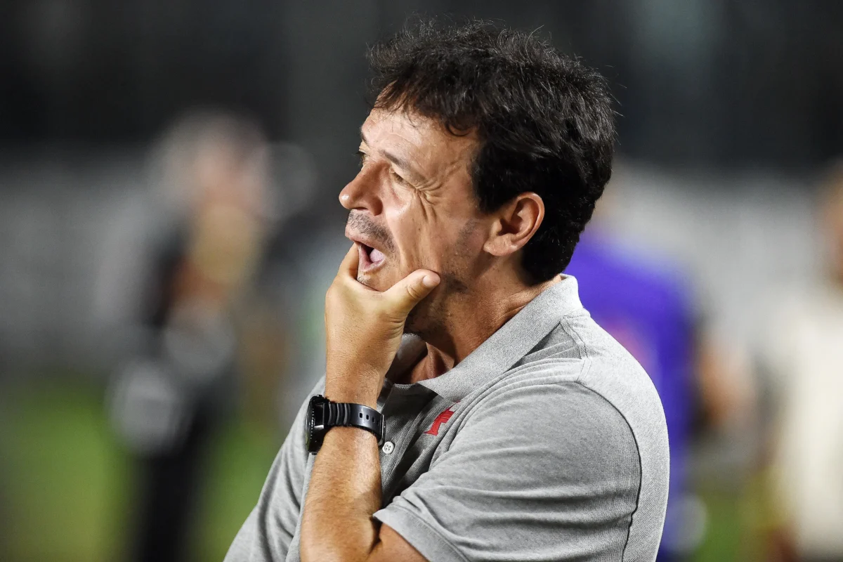 Vasco assusta no primeiro tempo, mas avança nos pênaltis e evita o vexame