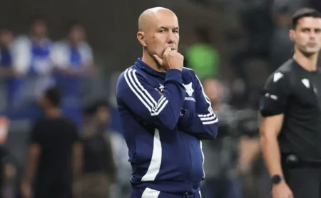 Vasco busca retorno de Leonardo Jardim, após passagem pelo Cruzeiro