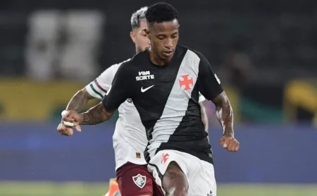 Vasco é derrotado pelo Fluminense na ida da semifinal do Carioca e enfrenta dificuldades