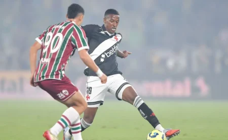 Vasco e Fluminense se enfrentam na semifinal do Carioca no Estádio Nilton Santos