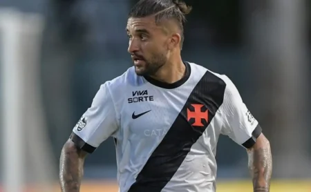 Vasco libera Victor Luís para o Mirassol após perda de espaço com Fernando Diniz