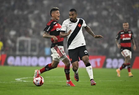 Vasco rejeita investidas do Grêmio por Paulo Henrique