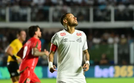 Vasco revive duelo com Neymar após goleada e busca novo resultado expressivo