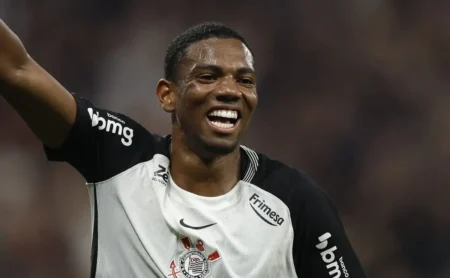 Venda de André ao Milan avança e Corinthians discute valores do acordo