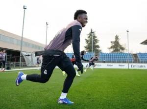 Vinícius Júnior se prepara para os playoffs da Champions League