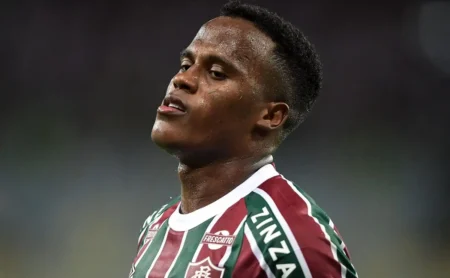 Wolverhampton aceita proposta do Palmeiras por John Arias e Fluminense tem até amanhã (04) para cobrir