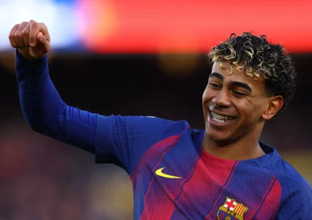 Yamal supera Mbappé e Rooney e estabelece novo recorde de artilharia na história