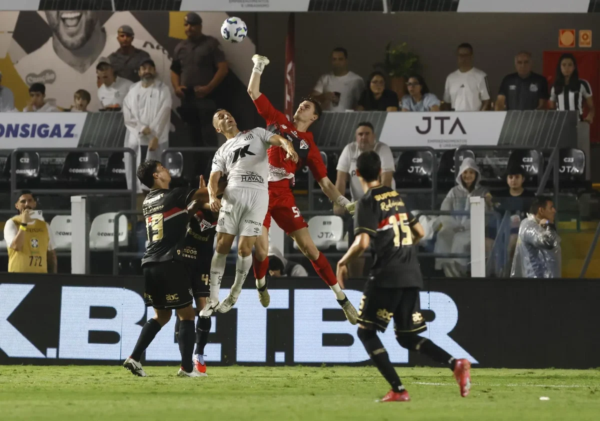 Young pode deixar o São Paulo sem custos após insatisfação com a perda de espaço