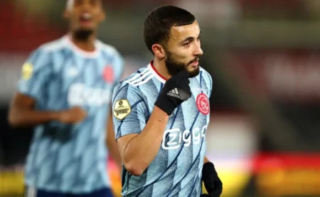Zakaria Labyad regularizado: Corinthians pode ter reforço em breve Zakaria Labyad regularizado: Corinthians pode ter reforço em breve