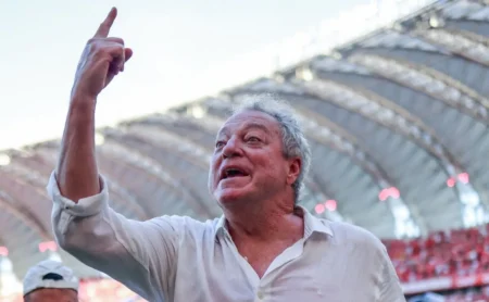 Abel Braga projeta confiança em Internacional x Grêmio e relembra: “Já fizemos quatro neles”