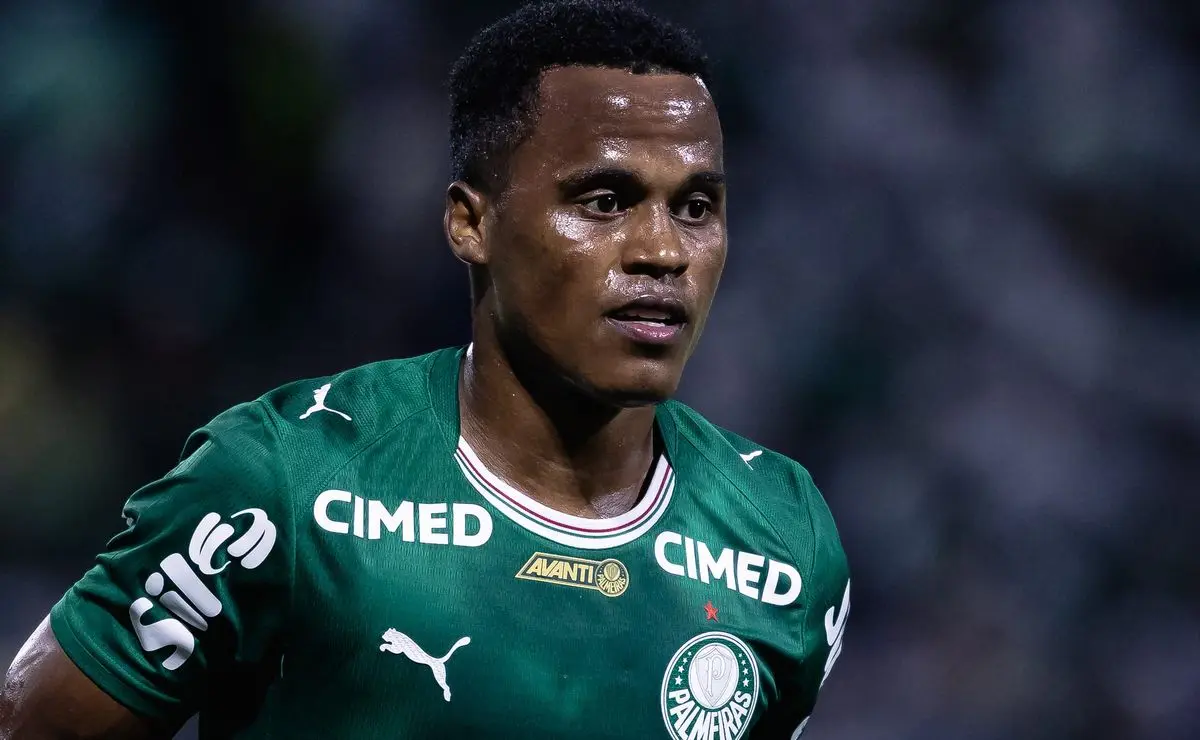 Abel defende Jhon Arias contra cobranças da imprensa e detalha condição física do colombiano Abel defende Jhon Arias contra cobranças da imprensa e detalha condição física do colombiano