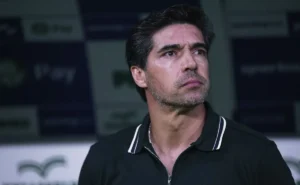 Abel Ferreira ultrapassa Vanderlei Luxemburgo e se torna o técnico com mais jogos à frente do Palmeiras em casa
