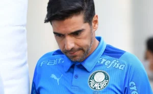 Abel Ferreira lamenta saída de Filipe Luís do Flamengo e faz reflexão: “Não é para amadores”