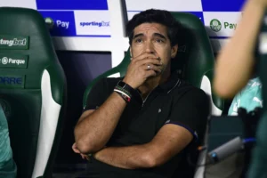 Abel sinaliza mudanças no Palmeiras para o confronto direto contra o São Paulo