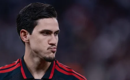 Adversário do Flamengo na Libertadores demite técnico antes da estreia