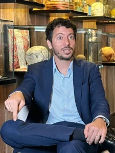 Agência reguladora anuncia análise rigorosa em possível venda da SAF do Vasco para enteado de Leila Pereira