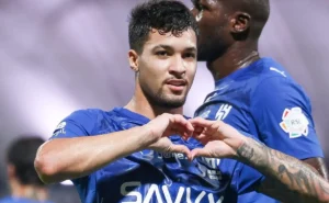 Al-Hilal oferece R$ 212 milhões por Marcos Leonardo, alvo do São Paulo. Al-Hilal oferece R$ 212 milhões por Marcos Leonardo, alvo do São Paulo.