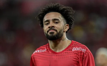 Al-Sadd define posição e encerra negociação por Claudinho com o Palmeiras