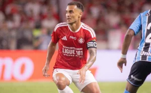 Alan Patrick e D’Alessandro: maiores artilheiros do Internacional em Gre-Nais no século 21