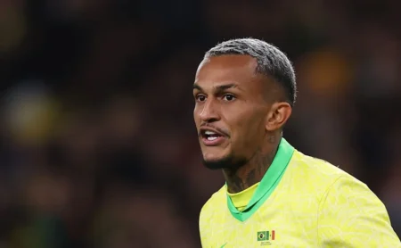 Ancelotti sem 7 titulares: Douglas Santos e Wesley podem ser chamados para a Seleção Brasileira