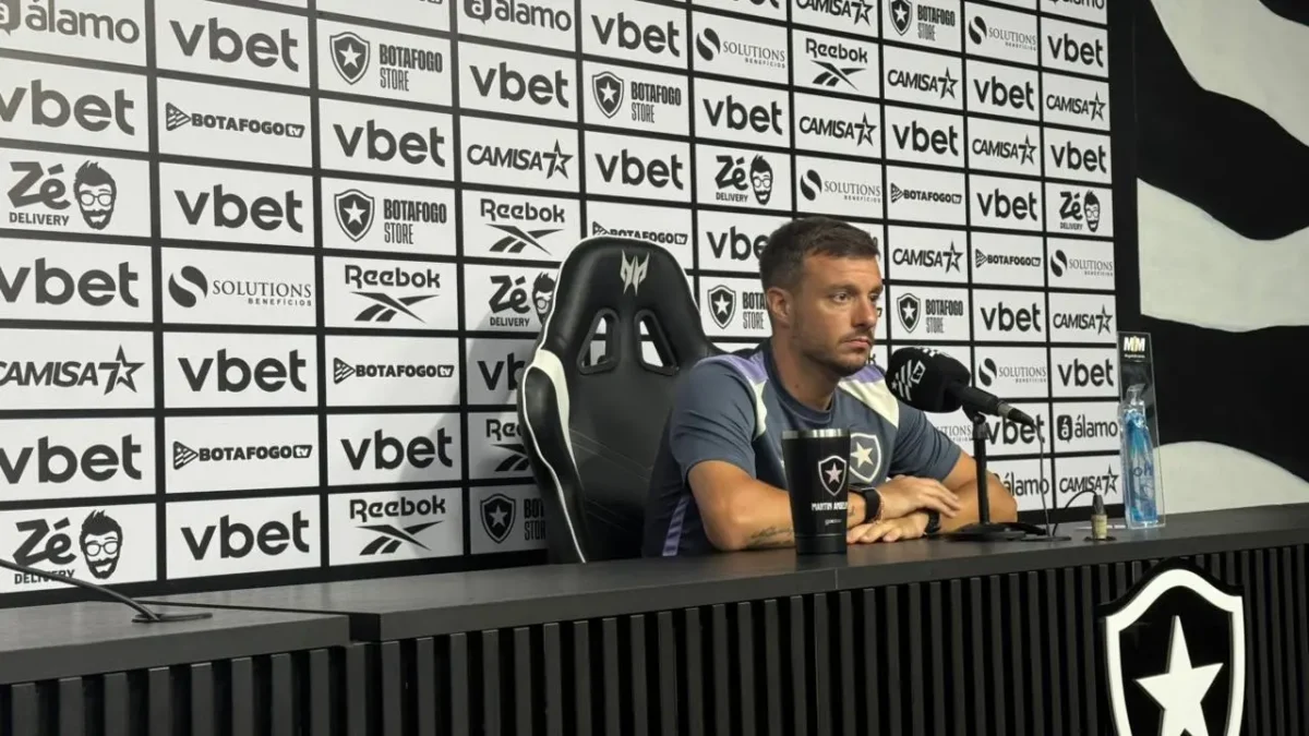 Anselmi celebra jovens na conquista da Taça Rio: "São o futuro do Botafogo"