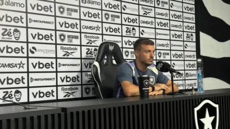 Anselmi celebra jovens na conquista da Taça Rio: "São o futuro do Botafogo"