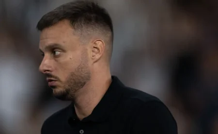 Anselmi projeta jogo de volta contra o Barcelona-EQU em casa: “Confio em meus jogadores” Anselmi projeta jogo de volta contra o Barcelona-EQU em casa: “Confio em meus jogadores”