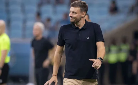 Anselmi se destaca no Botafogo, mas enfrenta novo desafio imediato