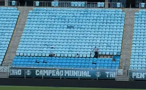 Arena do Grêmio: instalação de novas cadeiras marca nova fase