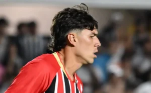 Arnaldo Ribeiro critica negociação de Ferraresi com o Botafogo: “os negócios do São Paulo”