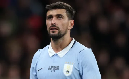 Arrascaeta é criticado após atuação discreta pelo Uruguai antes de retornar ao Flamengo: "Camisa 10 insignificante"